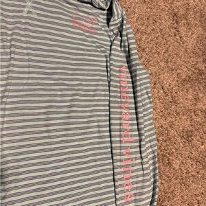 Youth XL Vineyard Vines hoodie.
